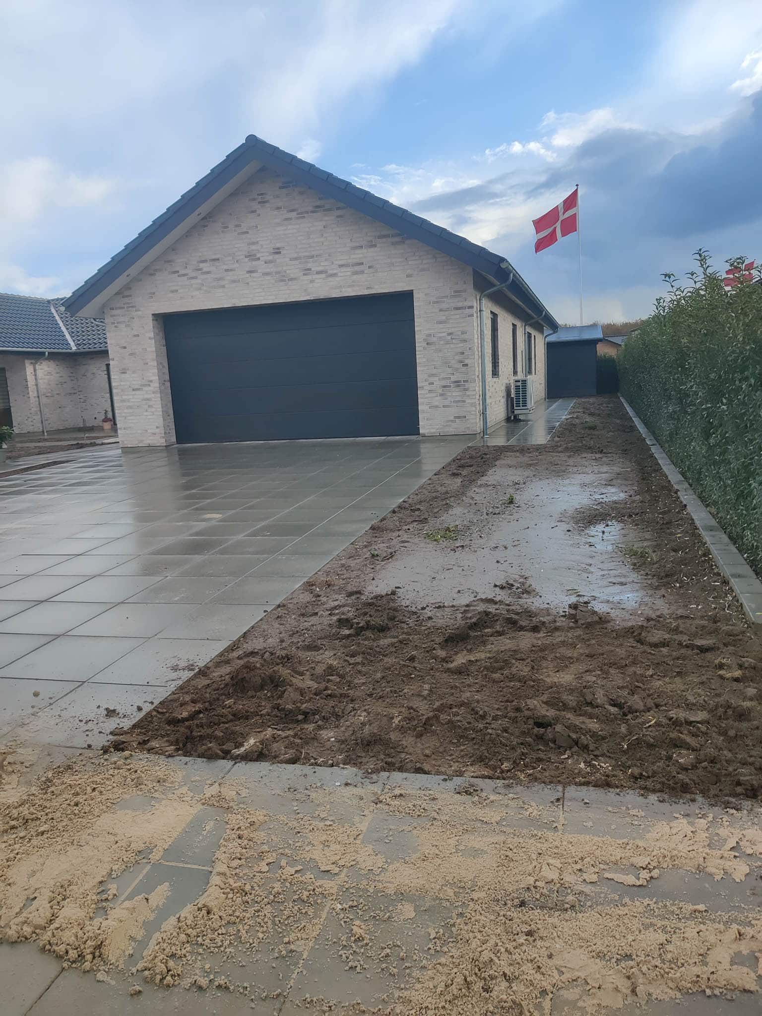 færdiggørelse af ny indkørsel